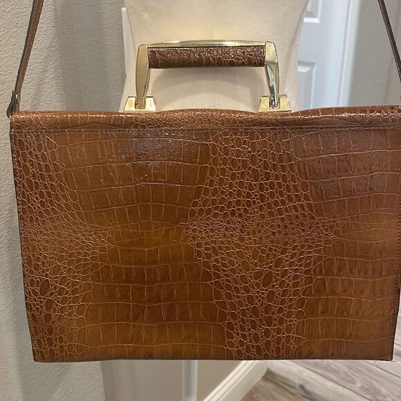 Elegant Brown Crocodile-Embossed Satchel - Picture 2 of 7